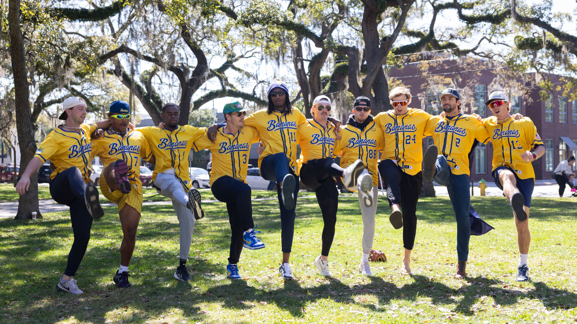 The Great Food Truck Race S18E1 Surviving Savannah