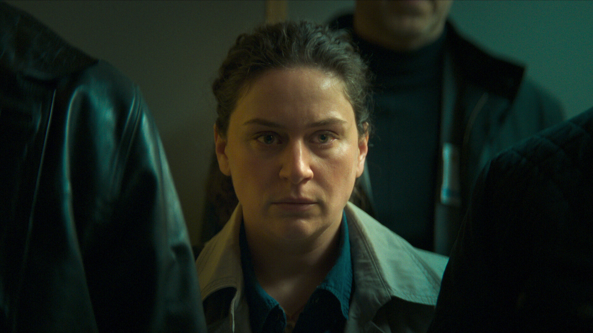 The Helicopter Heist S1E2 Den vita valen