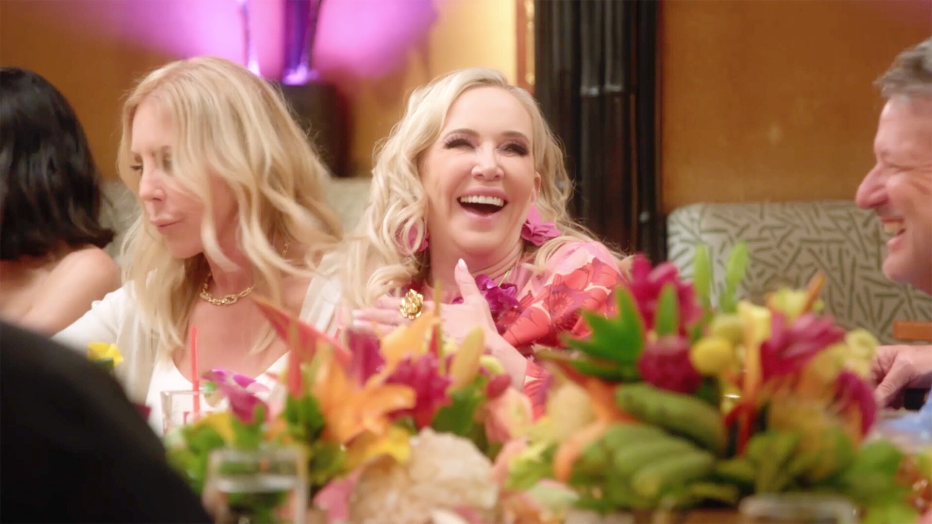 The Real Housewives of Orange County S20E12 Lei It on Me