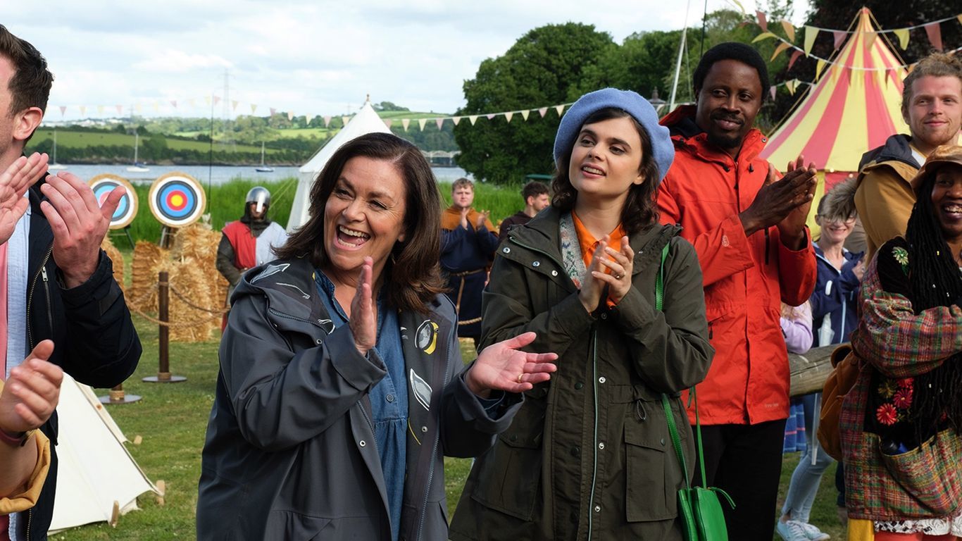 The Trouble with Maggie Cole S1E6 Episode 6