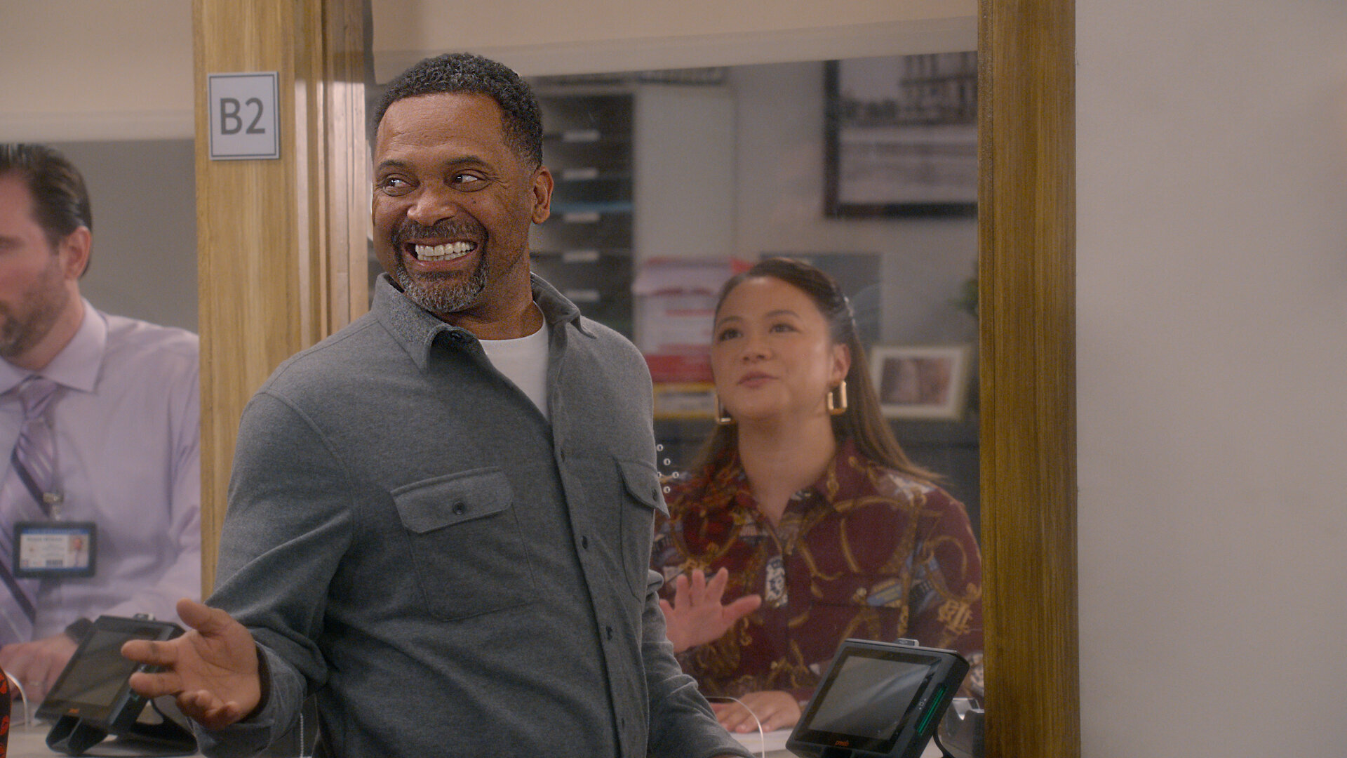 The Upshaws S7E1 The Black-Lash