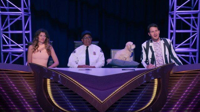 Tosh.0 S12E10 The Masked CeWEBrity Singer