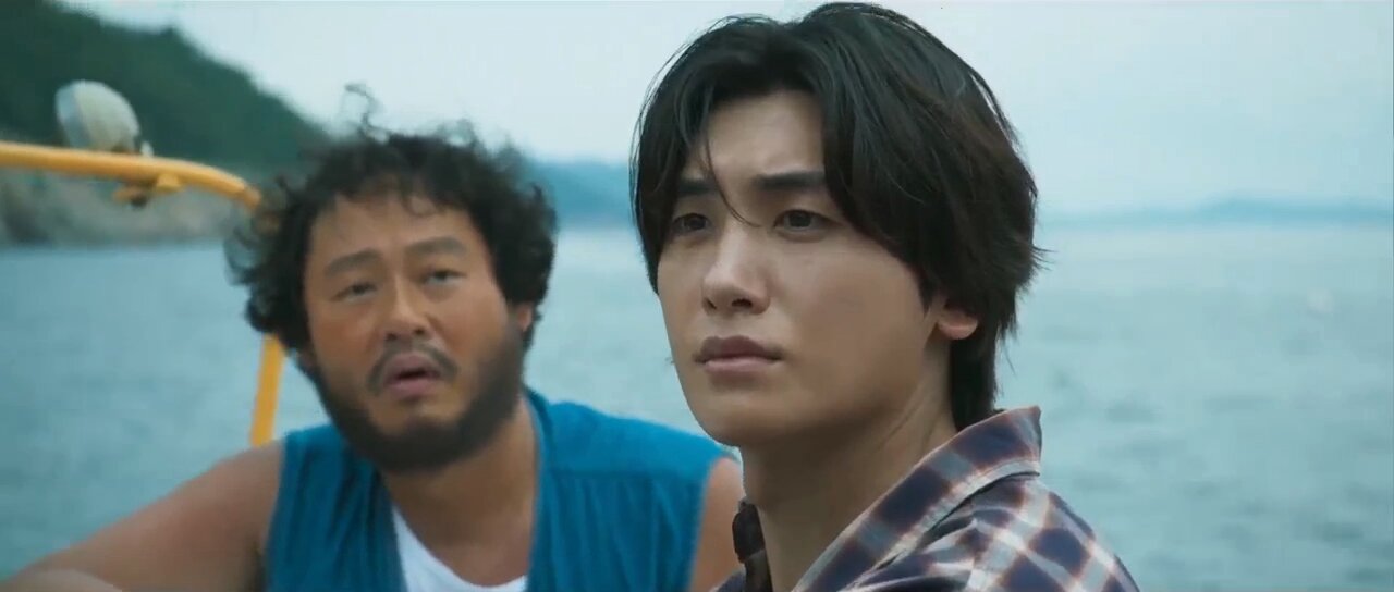 Treasure Island S1E4 Dong-ju, Returns to Recover Lost Memories