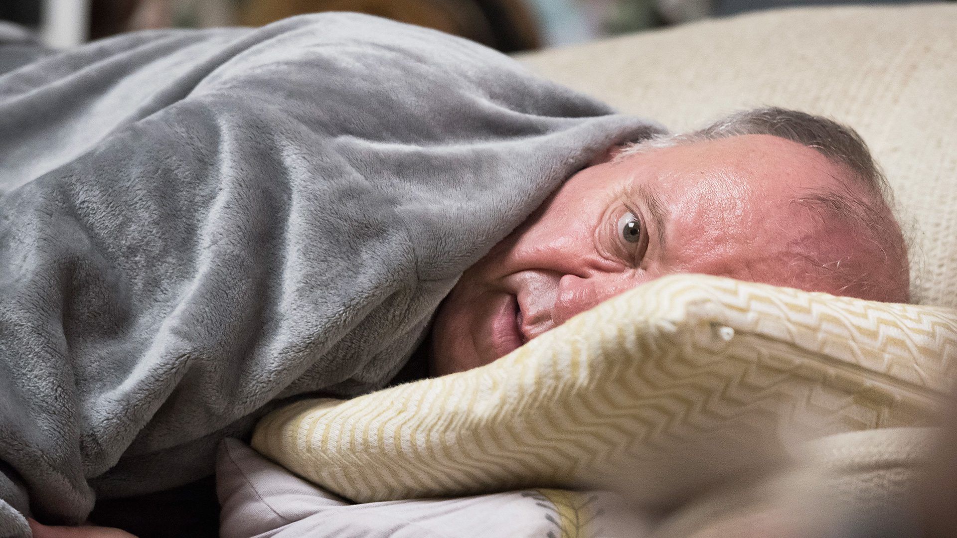 Two Doors Down S3E2 Eric's Colon