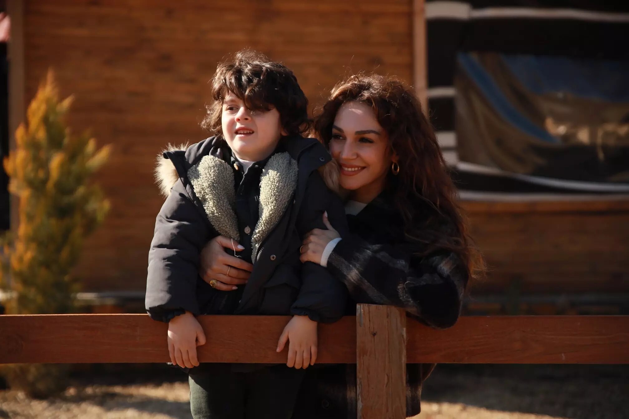 Uzak Sehir S1E11 11. Bölüm