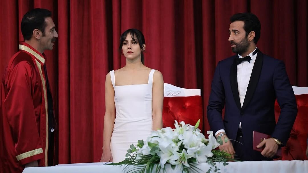 Uzak Sehir S1E18 18. Bölüm