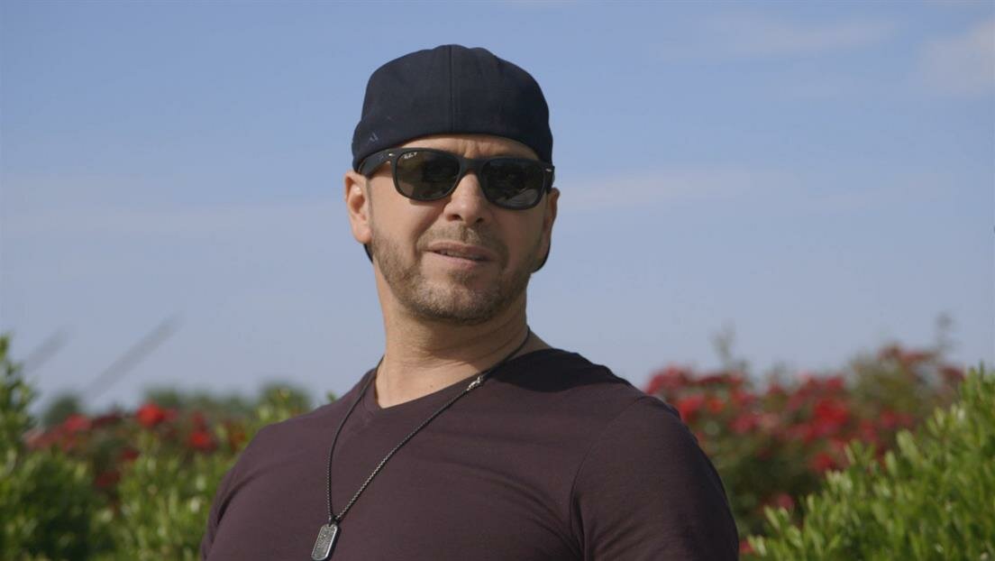 Wahlburgers S6E4 Dorchester Daze