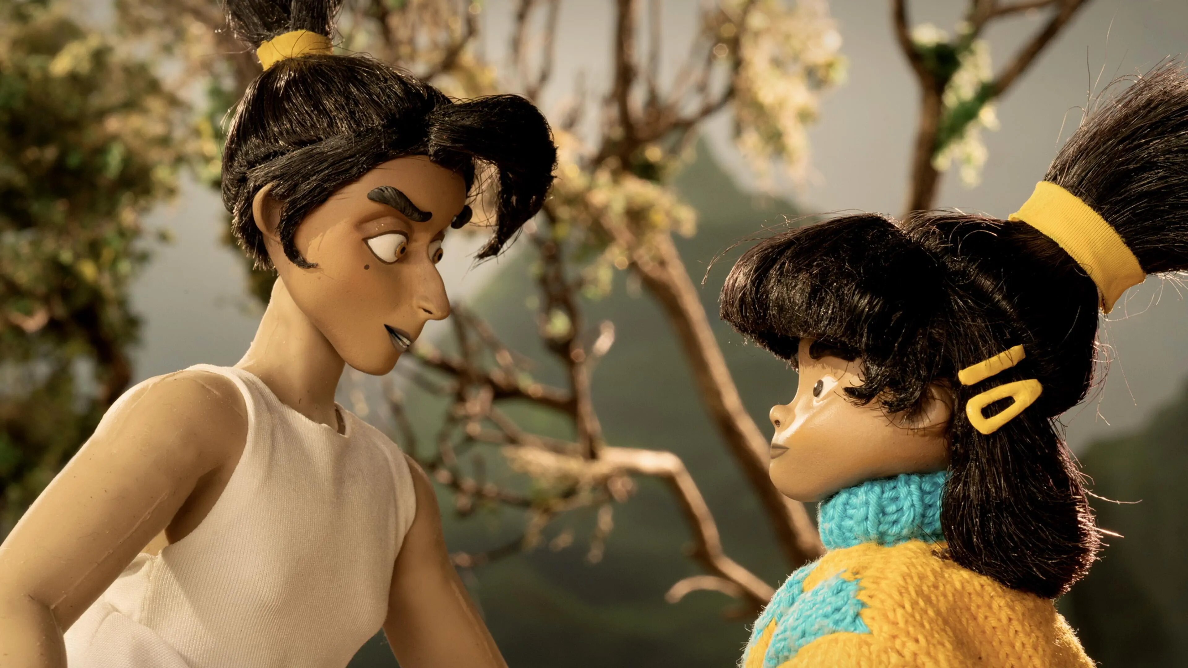 Women Wearing Shoulder Pads S1E6 Tres Tristes Tigres