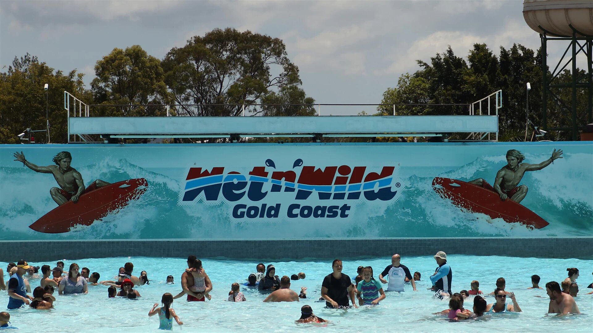 Xtreme Waterparks S6E14 Mystic Mountain