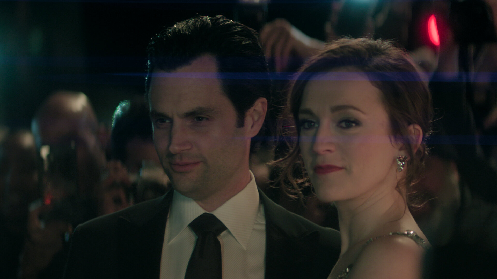 You S5E1 The Luckiest Guy in NY