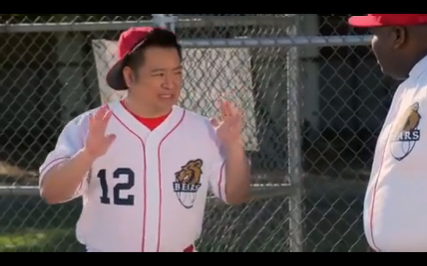 Young & Hungry S5E5 Young & Softball