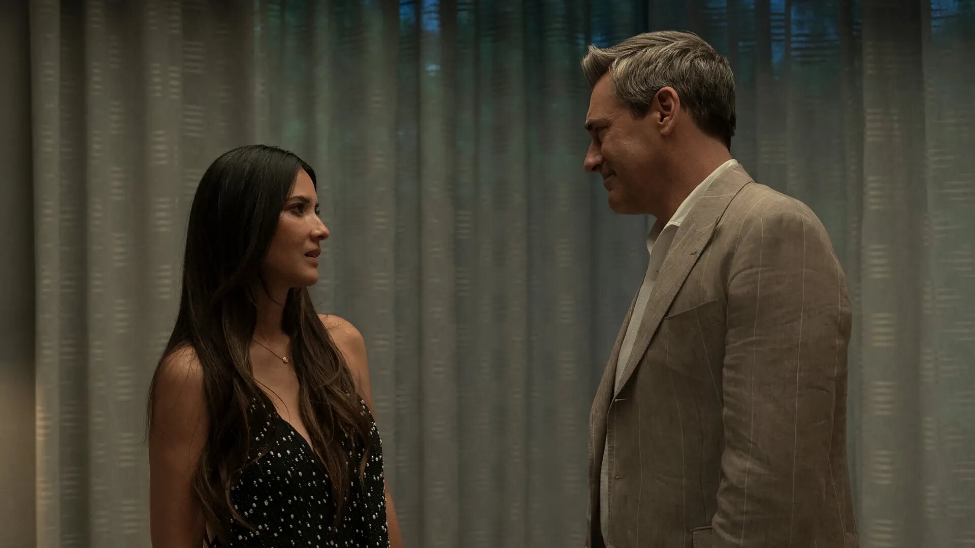 Your Friends & Neighbors S2E7 Out East